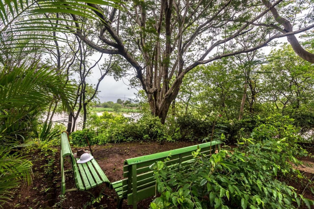Saffronstays Firdaus Baug Khamshet Экстерьер фото